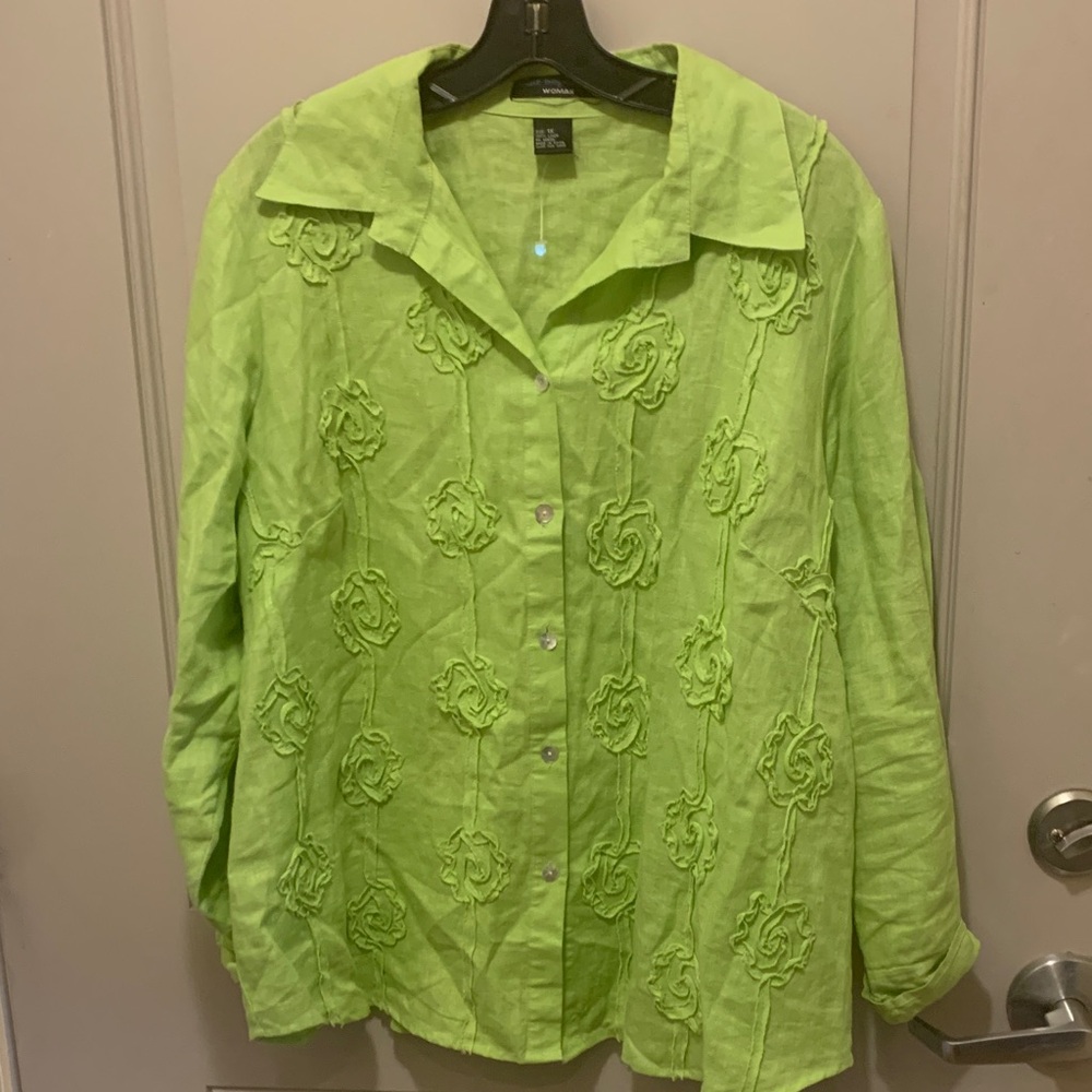 Saint Tropez Women’s Like Green Floral Embroidered Button Up Cardigan Size 1X